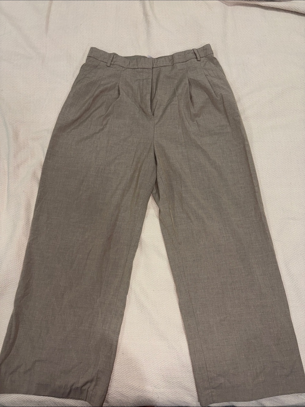H&M Wide-Leg Trousers in Light Gray